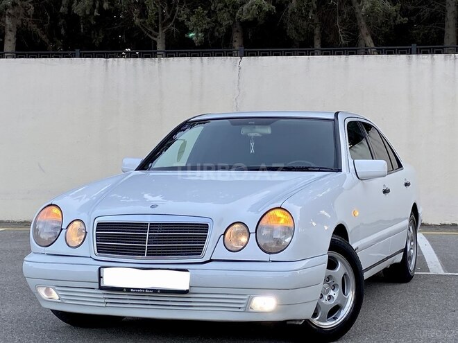 Mercedes E 230 1996, 386,500 km - 2.3 l - Bakı