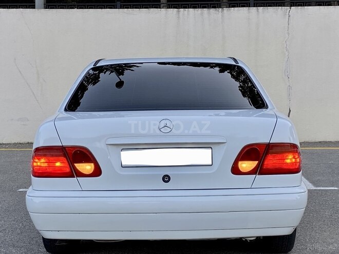 Mercedes E 230 1996, 386,500 km - 2.3 l - Bakı