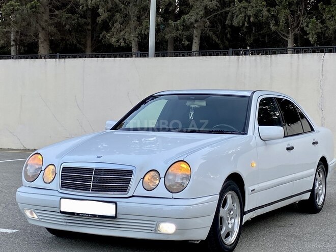 Mercedes E 230 1996, 386,500 km - 2.3 l - Bakı