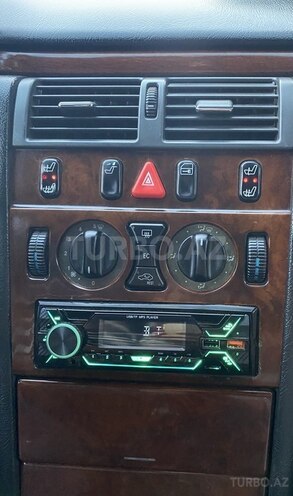 Mercedes E 230 1996, 386,500 km - 2.3 l - Bakı