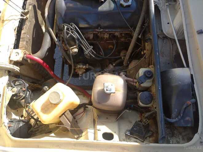 LADA (VAZ) 2106 1985, 40,000 km - 1.5 l - Salyan