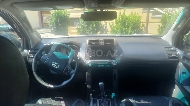 Toyota Prado 2010, 155,000 km - 2.7 л - Qusar
