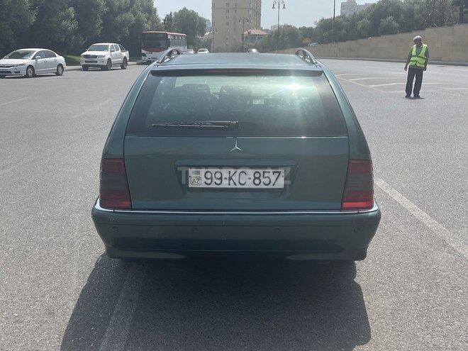 Mercedes C 220 1999, 540,000 km - 2.2 l - Bakı