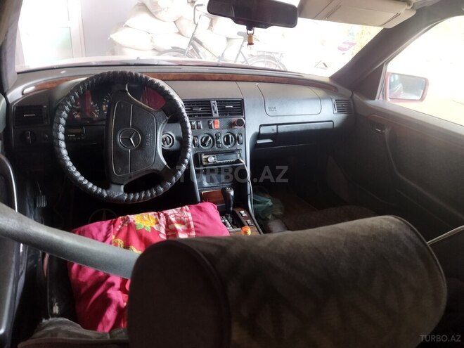Mercedes C 180 1995, 339,000 km - 1.8 л - Cəlilabad