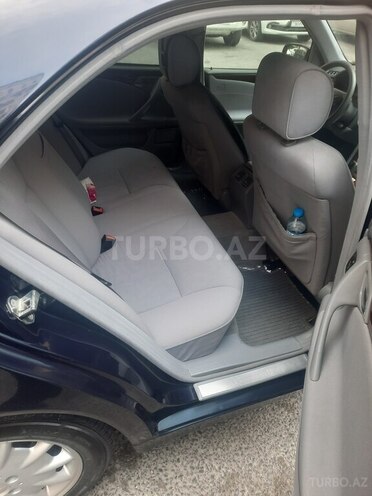 Mercedes E 240 2001, 264,500 km - 2.4 l - Bakı