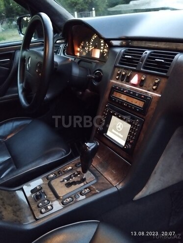 Mercedes E 200 2000, 275,576 km - 2.0 l - Mingəçevir