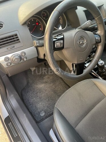 Opel Astra 2009, 200,000 km - 1.3 l - Bakı