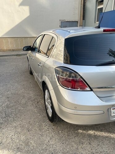 Opel Astra 2009, 200,000 km - 1.3 l - Bakı