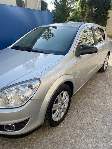 Opel Astra 2009, 200,000 km - 1.3 l - Bakı