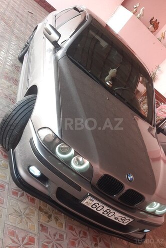 BMW 520 1999, 410,570 km - 2.0 l - Tovuz