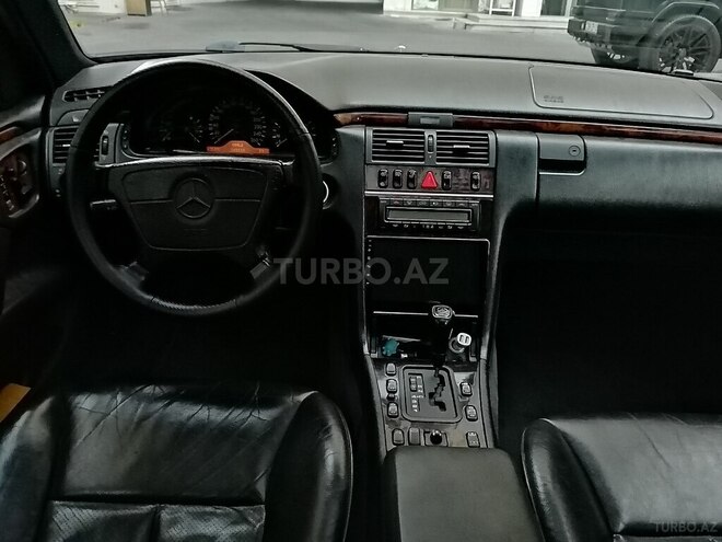 Mercedes E 280 1998, 340,000 km - 2.8 л - Bakı