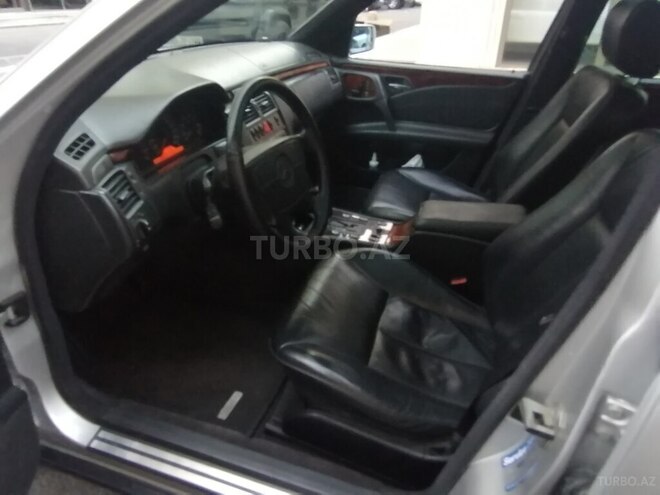 Mercedes E 280 1998, 340,000 km - 2.8 л - Bakı