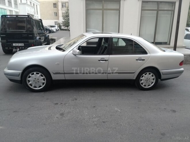 Mercedes E 280 1998, 340,000 km - 2.8 л - Bakı