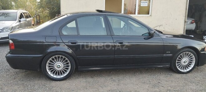 BMW 525 2001, 171,236 km - 2.5 l - Biləsuvar