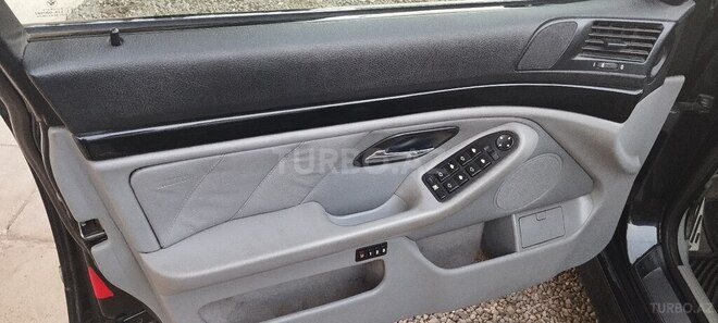BMW 525 2001, 171,236 km - 2.5 l - Biləsuvar