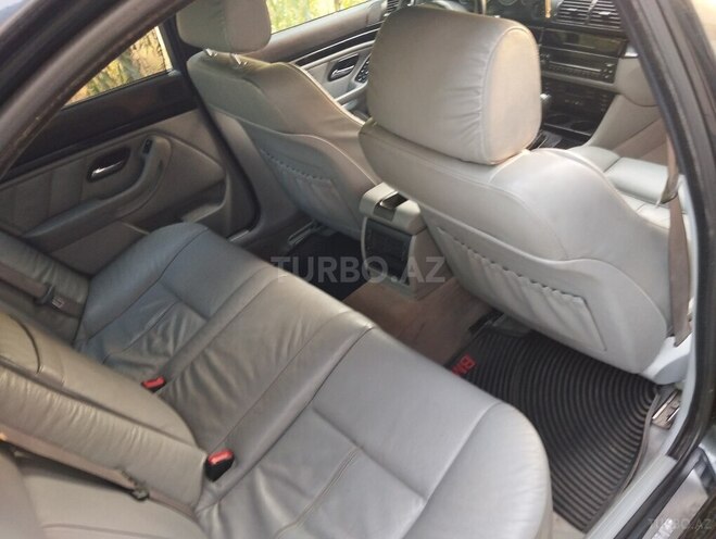 BMW 525 2001, 171,236 km - 2.5 l - Biləsuvar