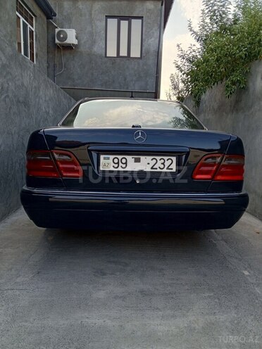 Mercedes E 280 1997, 319,461 km - 2.8 l - Bakı