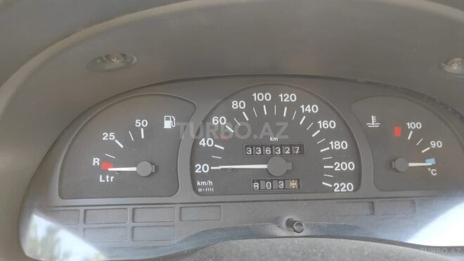 Opel Vectra 1994, 250,000 km - 1.6 л - Şəki