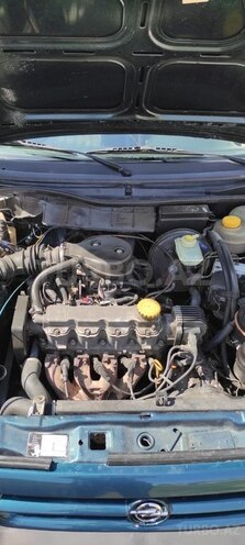 Opel Vectra 1994, 250,000 km - 1.6 л - Şəki