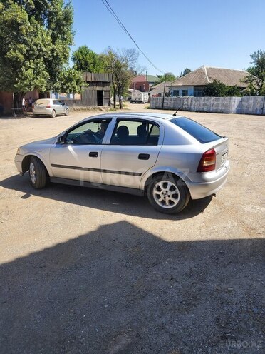 Opel Astra 2002, 166,000 km - 1.6 l - Astara
