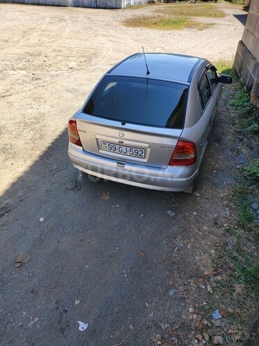 Opel Astra 2002, 166,000 km - 1.6 l - Astara