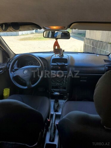 Opel Astra 2002, 166,000 km - 1.6 l - Astara