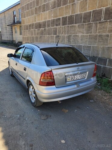 Opel Astra 2002, 166,000 km - 1.6 l - Astara