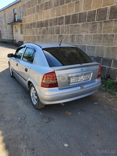 Opel Astra 2002, 166,000 km - 1.6 l - Astara