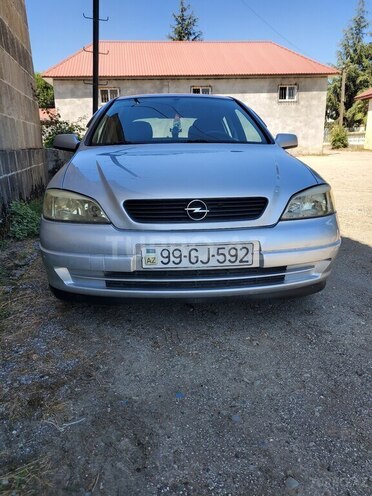 Opel Astra 2002, 166,000 km - 1.6 l - Astara
