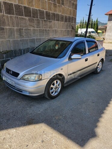 Opel Astra 2002, 166,000 km - 1.6 l - Astara