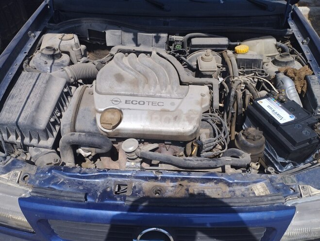 Opel Astra 1997, 150,000 km - 1.6 l - Bakı