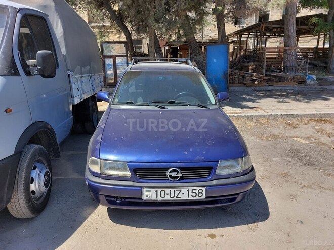 Opel Astra 1997, 150,000 km - 1.6 l - Bakı