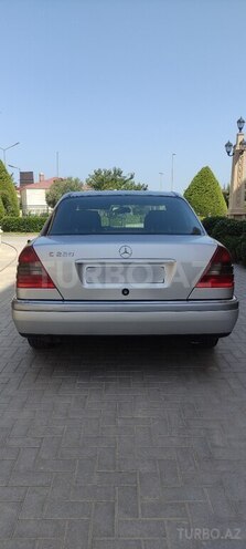 Mercedes C 220 1995, 250,000 km - 2.2 л - Bakı