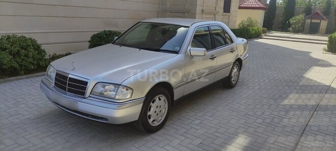 Mercedes C 220 1995, 250,000 km - 2.2 л - Bakı