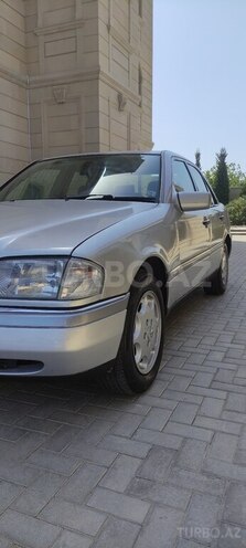 Mercedes C 220 1995, 250,000 km - 2.2 л - Bakı