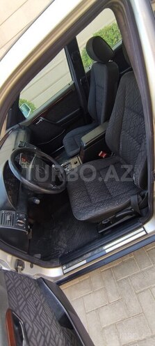 Mercedes C 220 1995, 250,000 km - 2.2 л - Bakı