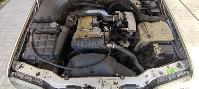 Mercedes C 220 1995, 250,000 km - 2.2 л - Bakı