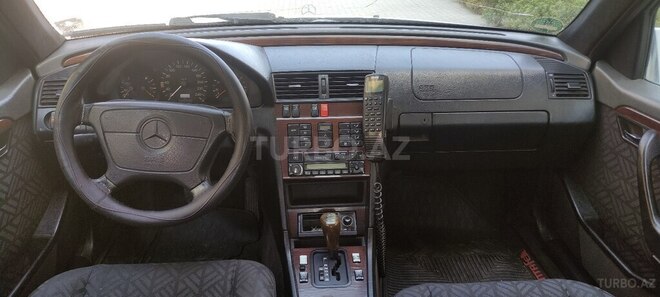 Mercedes C 220 1995, 250,000 km - 2.2 л - Bakı