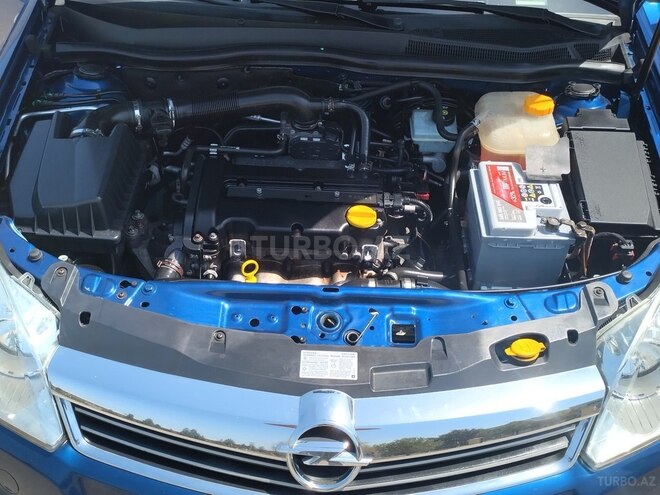 Opel Astra 2009, 158,000 km - 1.4 л - Sumqayıt