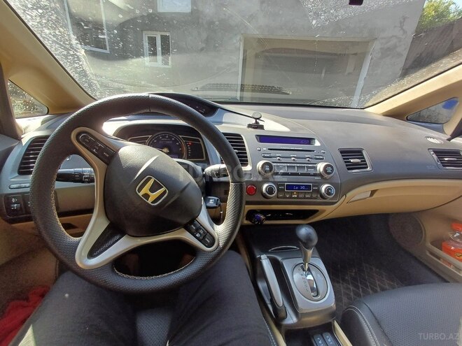 Honda Civic 2008, 309,006 km - 1.3 l - Astara