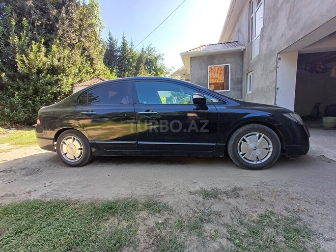 Honda Civic 2008, 309,006 km - 1.3 l - Astara