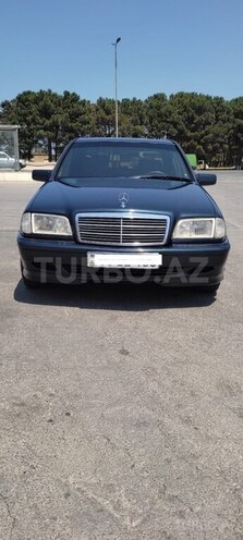 Mercedes C 180 2018, 500,000 km - 1.8 l - Bakı