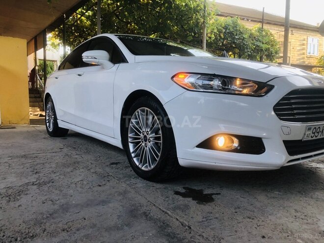 Ford Fusion 2015, 200,000 km - 1.5 л - Saatlı