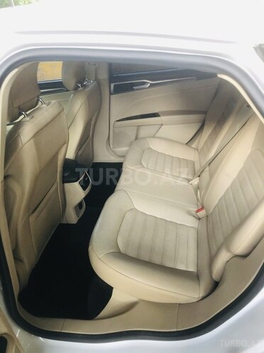 Ford Fusion 2015, 200,000 km - 1.5 л - Saatlı