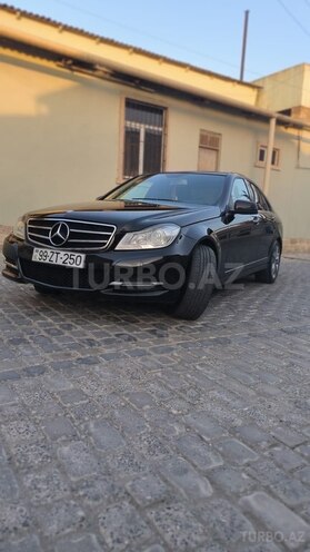 Mercedes C 250 2013, 175,000 km - 1.8 л - Bakı