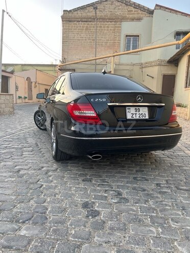 Mercedes C 250 2013, 175,000 km - 1.8 л - Bakı