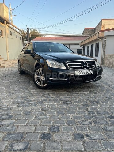 Mercedes C 250 2013, 175,000 km - 1.8 л - Bakı