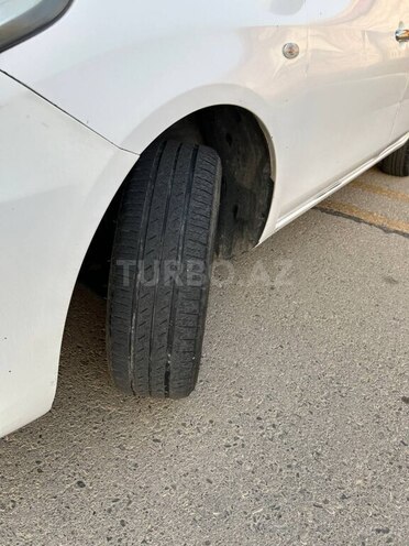 Nissan Sunny 2014, 700,000 km - 1.5 l - Bakı