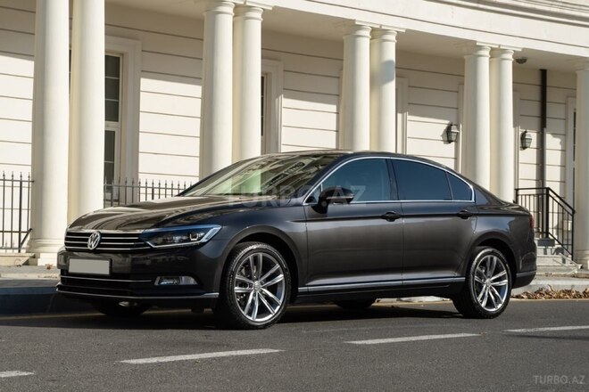 Volkswagen Passat 2018, 93,500 km - 1.8 l - Bakı