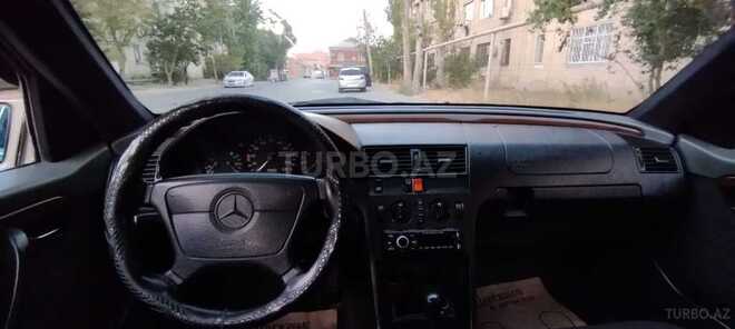 Mercedes C 250 1993, 297,201 km - 2.5 l - Bakı